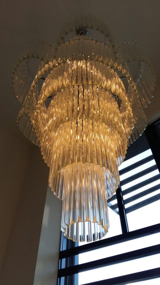 artikelnr. 1600240 Kristallen Kroonluchter Goudverguld * Design "Paolo Vernini: prijs op aanvraag
te koop in diverse modellen en maten, van klein tot groot.
Keywords: Kristallen Kroonluchter Goudverguld * Design "Paolo Vernini'