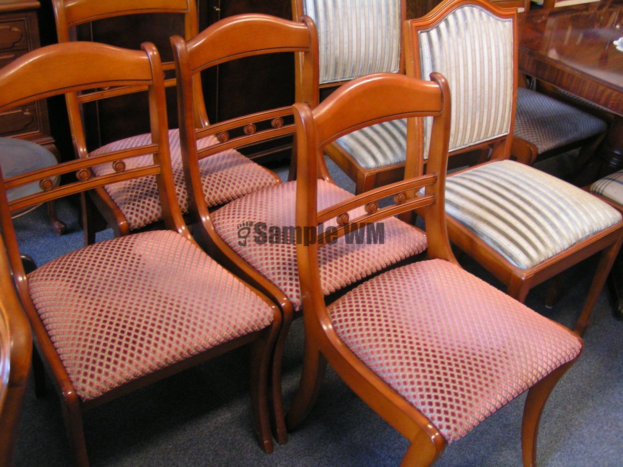 artikelnr. 1600370 Diverse setjes kwaliteits stoelen: prijs op Aanvraag
Stoelen
Kenmerken
Conditie : Zo goed als nieuw
Aantal stoelen : Vijf, Zes of meer stoelen
Kleur : Overige kleuren
Stijl : Heldense etc.
Materiaal : Stof, Overige materialen, Hout, Leer
Beschrijving
Allemaal in zeer goede staat.

Klassiek, modern en in allerlei combinaties, velours gestoffeerd.

Prijzen op aanvraag, inclusief korting.
Keywords: Diverse setjes kwaliteits stoelen