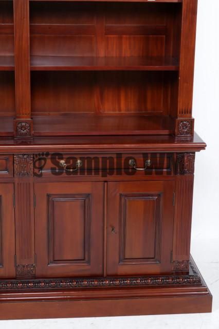 artikelnr. 1600345 Mahoniehouten 4-deurs boekenkast: prijs op Aanvraag
Mahoniehouten 4-deurs boekenkast met 2 laden,

h. 188 x b. 178 x d. 55 cm.
Keywords: artikelnr. 1600345 Mahoniehouten 4-deurs boekenkast: prijs op Aanvraag