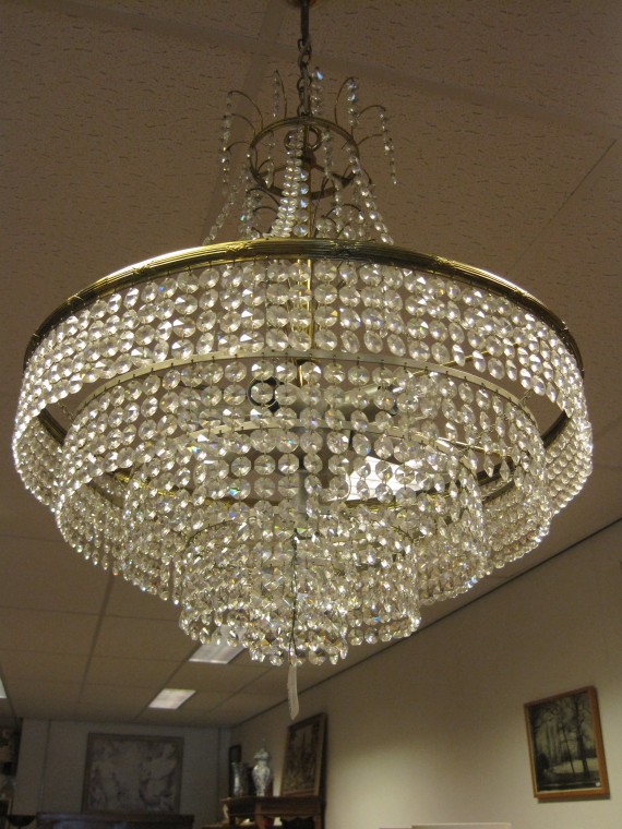 Verkocht 00198 Kristallen hanglamp
Kroonluchter
Keywords: Kristallen; hanglamp kroonluchter