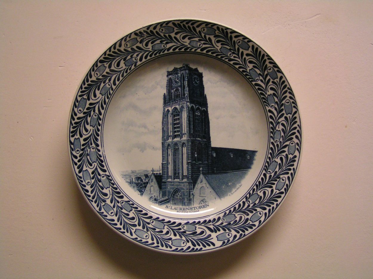 Verkocht artikel 0160091 Wandbord St. Laurenstoren Rotterdam
Petrus Regout a Cv, Maastricht, Made in Holland.

7 3/4 / N

Diameter 23cm

Puntgaaf!
Keywords: Wandbord St. Laurenstoren Rotterdam