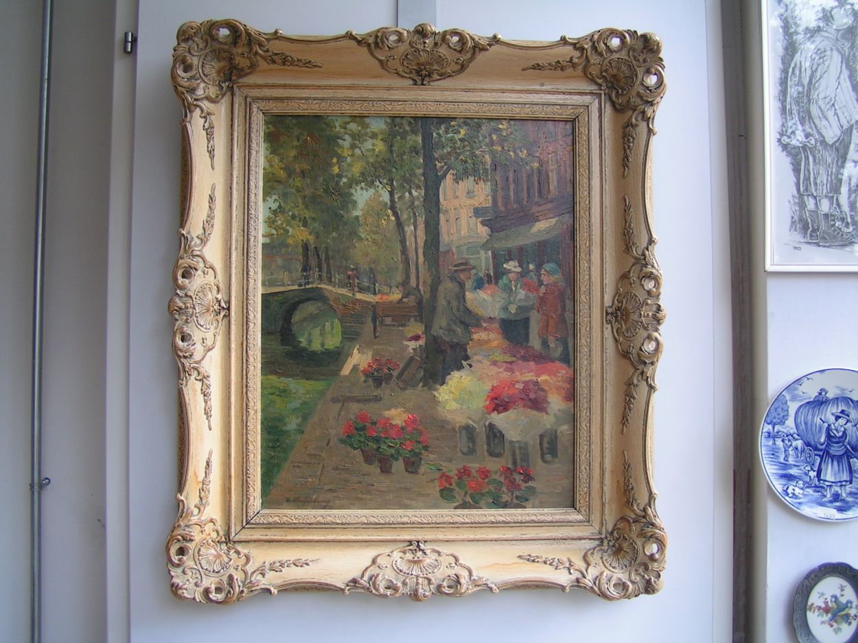 Verkocht artikelnr. 01600111 Antiek schilderij Bloemenmarkt DELFT.
H: 68cm x B: 60cm

Antiek schilderij en antieke mooie lijst puntgaaf, perfect schilderij.

gesigneerd: A. Westerburg
Keywords: Antiek schilderij Bloemenmarkt DELFT