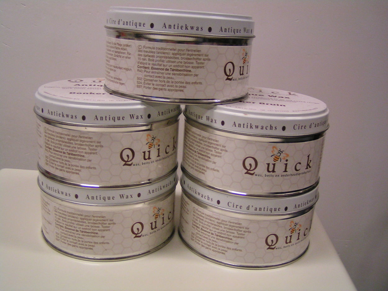 artikelnr. 00290 Onderhoudwas in 3 kleuren, zwart bruin naturel: prijs; â‚¬9.95,- euro per blik
Keywords: onderhoudswas diverse soorten in blik