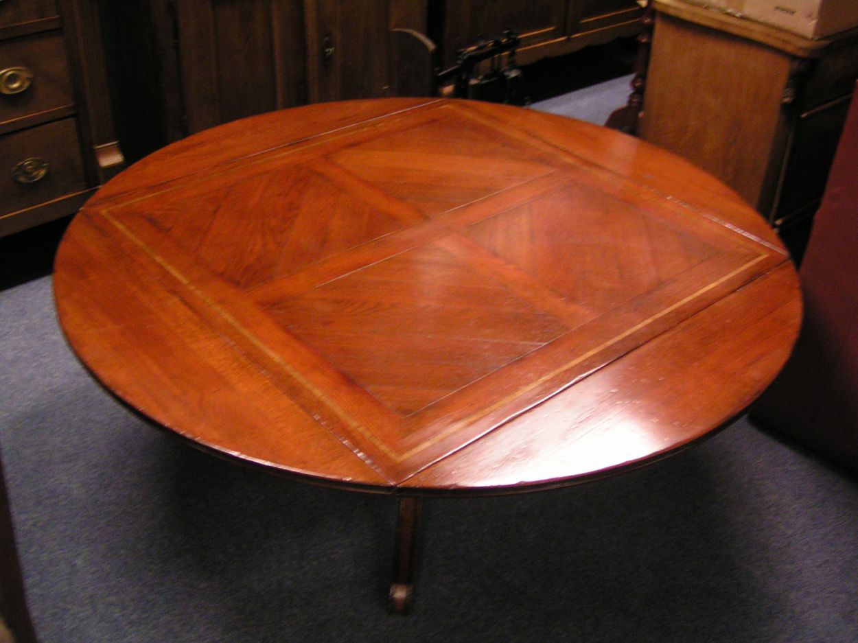 Verkocht 1600238 Eiken Salontafel
OR- DECO CG4

Klassieke Vierkante kwalteitstafel die rond is te maken via hangoren.

1 x 1m x oren 20cm x Hoogte: 52cm

In goede staat.

Met factuur van My Home Zeist, met prijs in 1996: 2.800 euro
Keywords: Eiken Salontafel