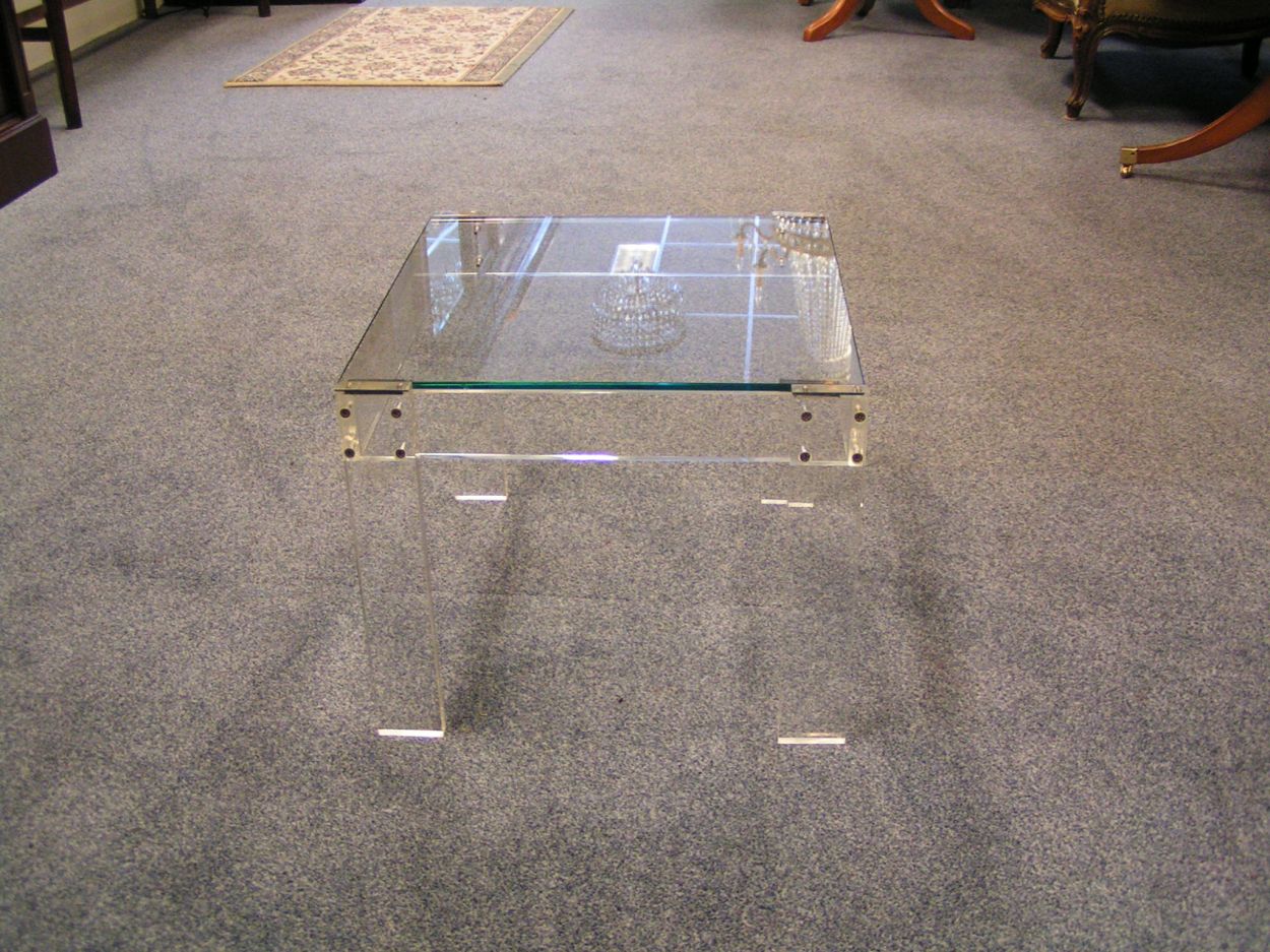 Verkocht artikelnr. 01600250 Design Tafeltje Plexiglas.
Met glazen bovenblad, frame is plexiglas.

25 cm x 25 cm x 39 cm

In nieuwstaat.
Keywords: Design Tafeltje Plexiglas
