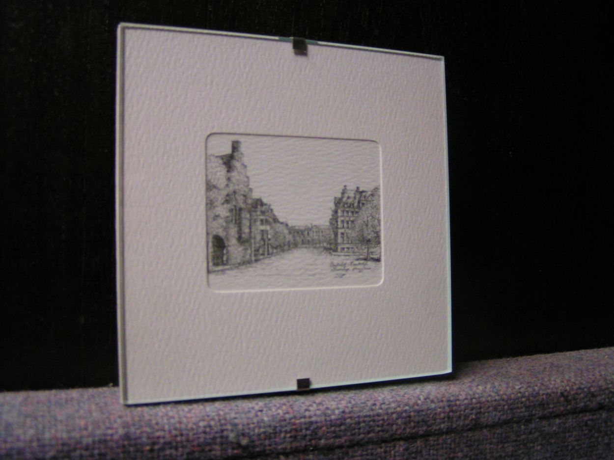 Verkocht artikelnr. 00820 Gravure Buitenhof Kneuterdijk 's Gravenhage,
gesigneerd door Reinoud Brandt 1987

10x 10cm


Keywords: Gravure Buitenhof &#039;s Gravenhage